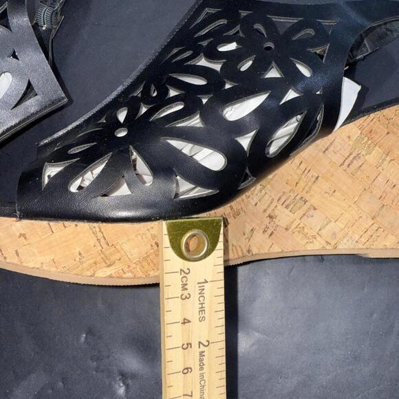 Pierre Dumas Black Tooled Faux Leather Classic Chic Boho Wedge Sandal Platform - Picture 12 of 15